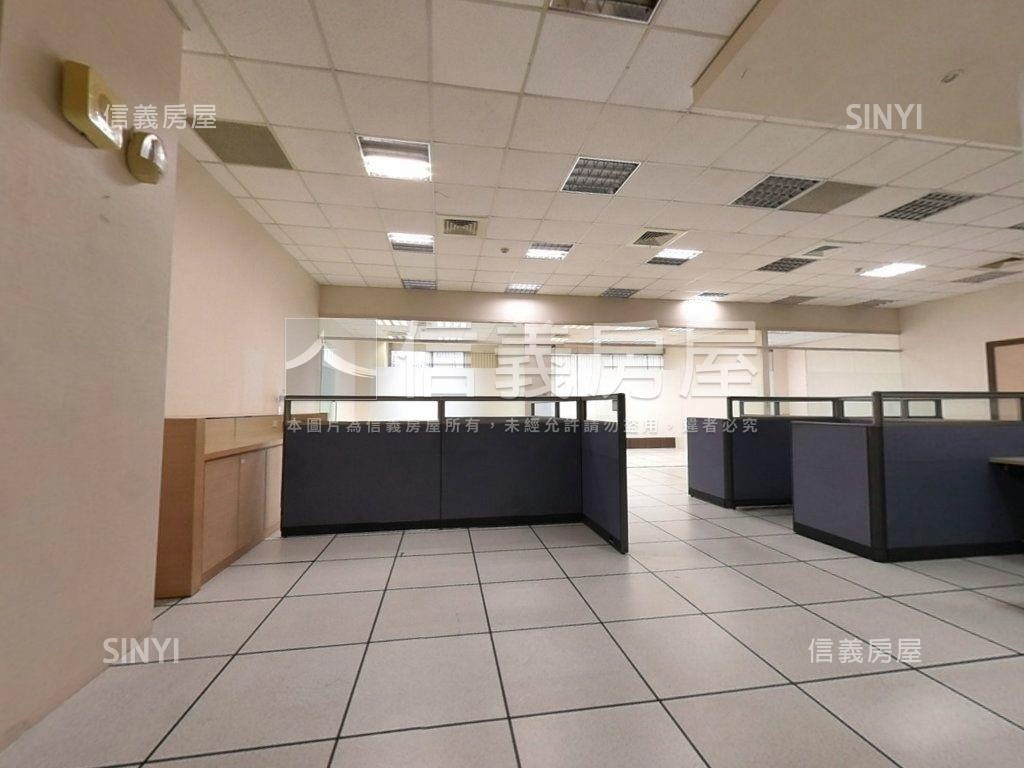 金典科技大樓廠辦１房屋室內格局與周邊環境
