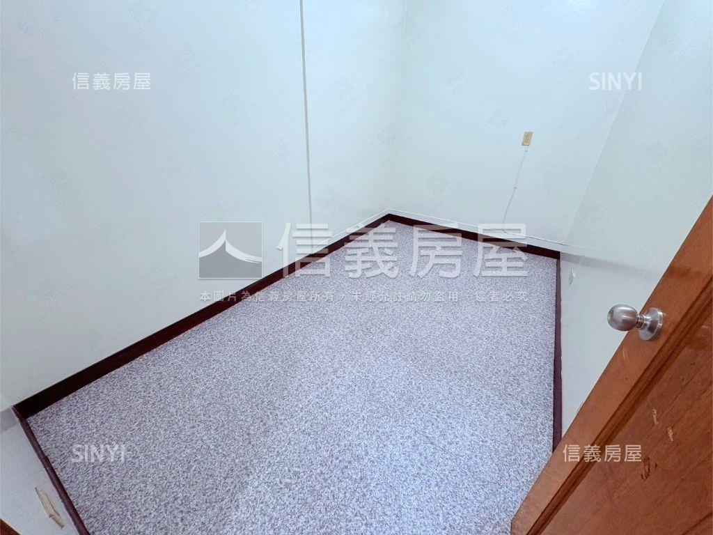 ★府中捷運鬧中取靜美寓★房屋室內格局與周邊環境