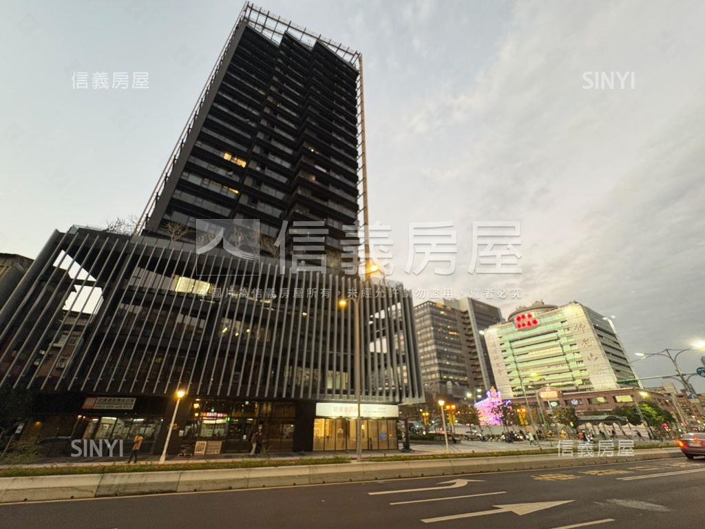 站前核心鑽石店面房屋室內格局與周邊環境