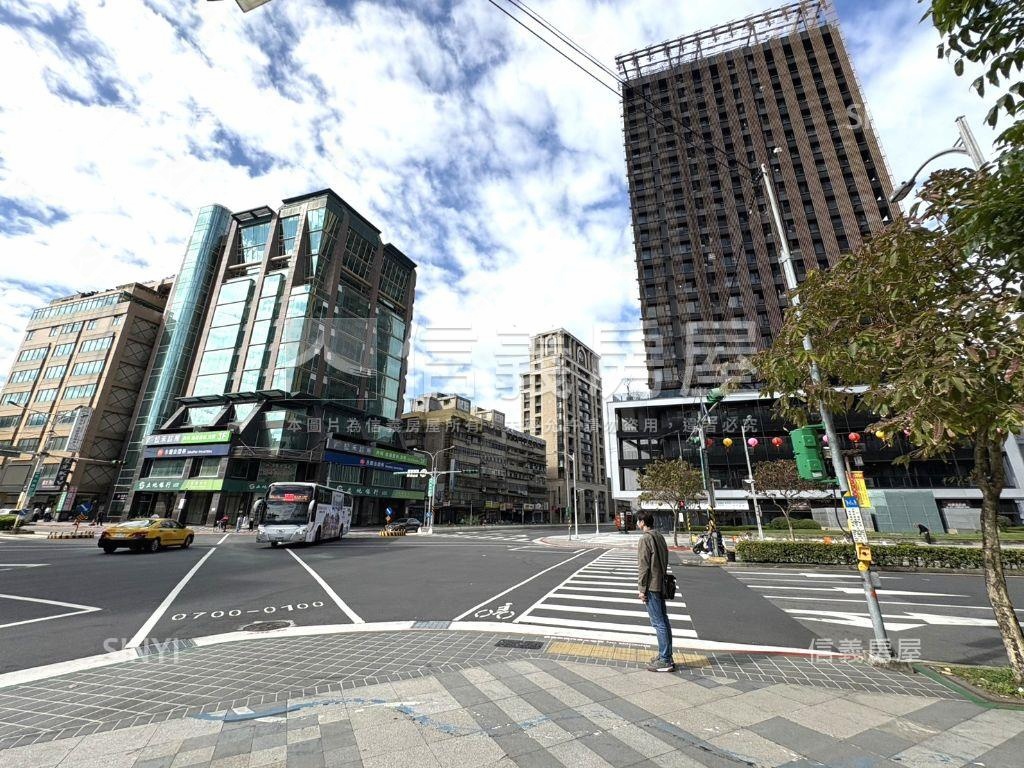 站前核心鑽石店面房屋室內格局與周邊環境