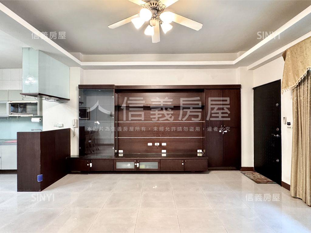 多城ＮＨＫ透天車墅房屋室內格局與周邊環境