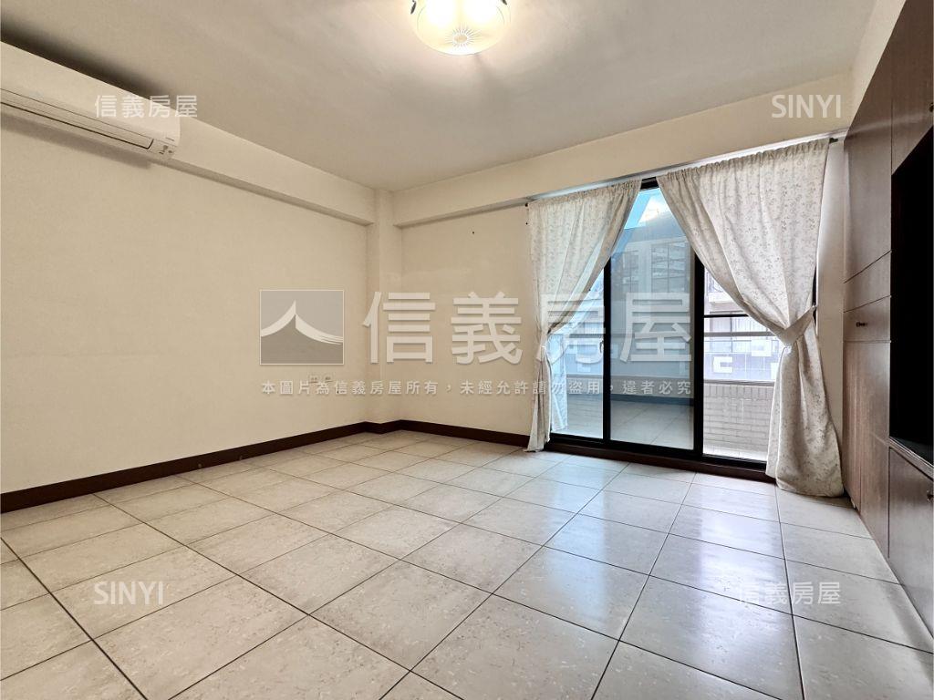 多城ＮＨＫ透天車墅房屋室內格局與周邊環境