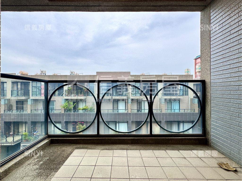 多城ＮＨＫ透天車墅房屋室內格局與周邊環境