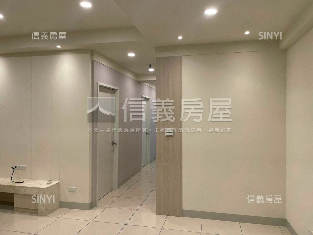 鼎中杏福全新裝潢三房平車房屋室內格局與周邊環境