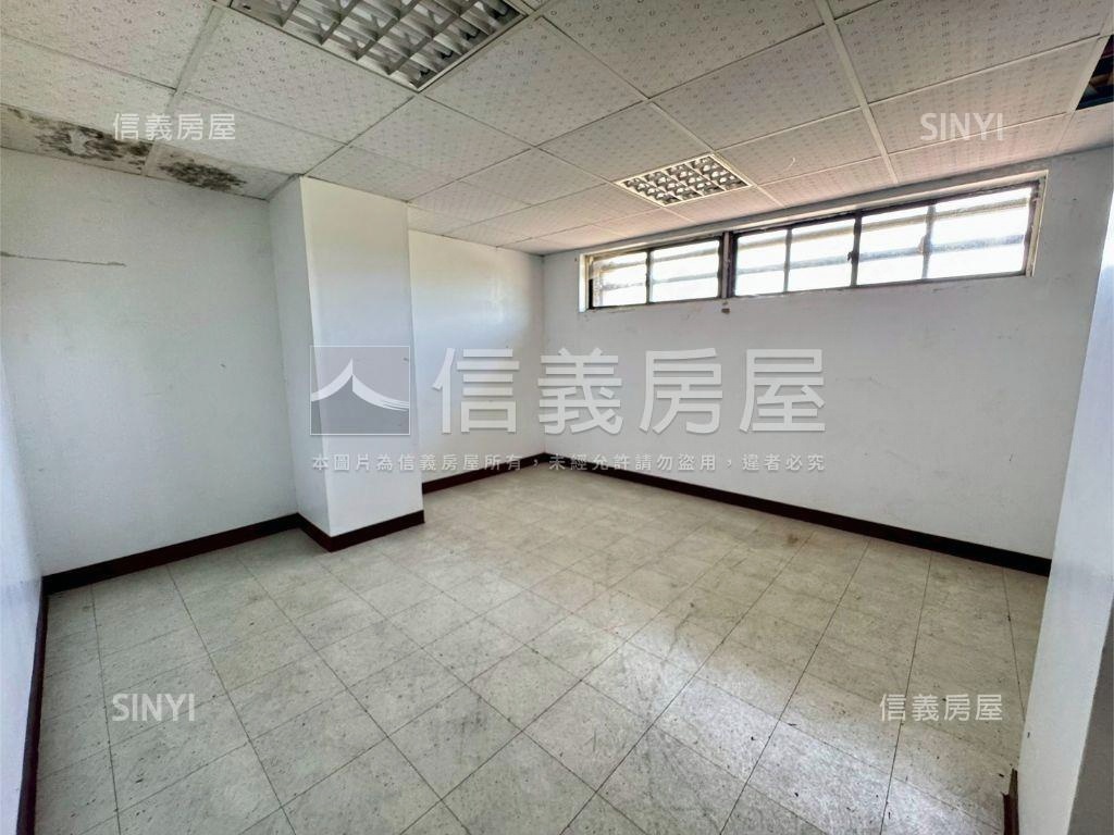 竹山工業區角間廠房房屋室內格局與周邊環境