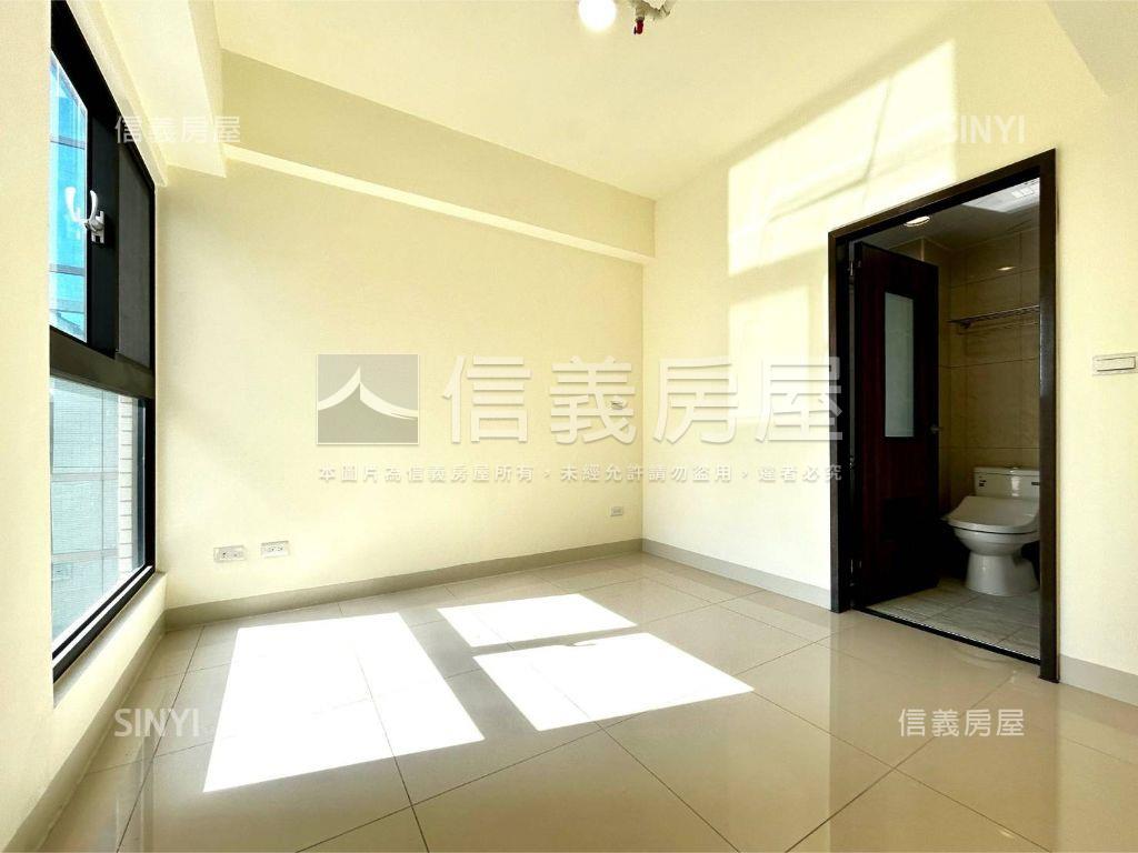 亞灣高樓採光三房平車房屋室內格局與周邊環境