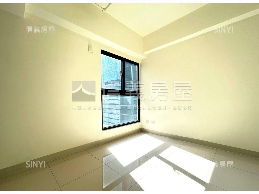 亞灣高樓採光三房平車房屋室內格局與周邊環境