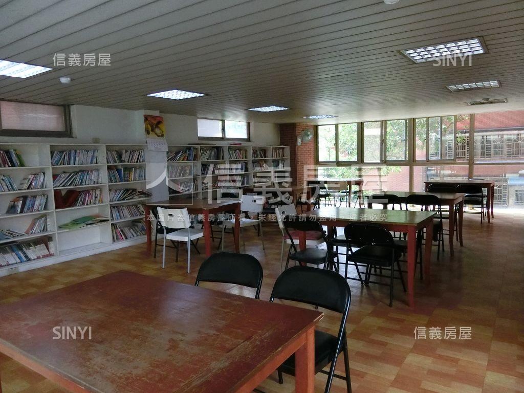 世電獨立產權車位房屋室內格局與周邊環境