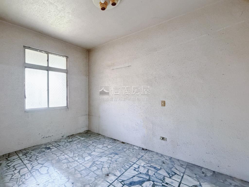 僑中採光公寓房屋室內格局與周邊環境