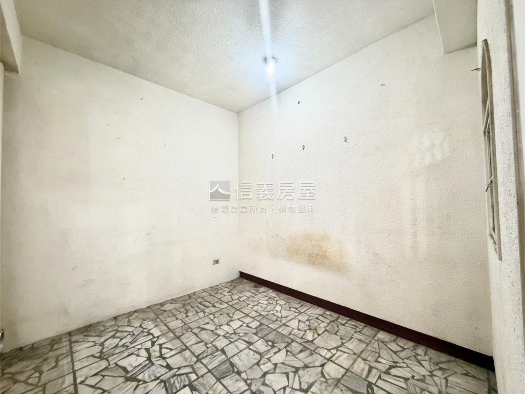 僑中採光公寓房屋室內格局與周邊環境