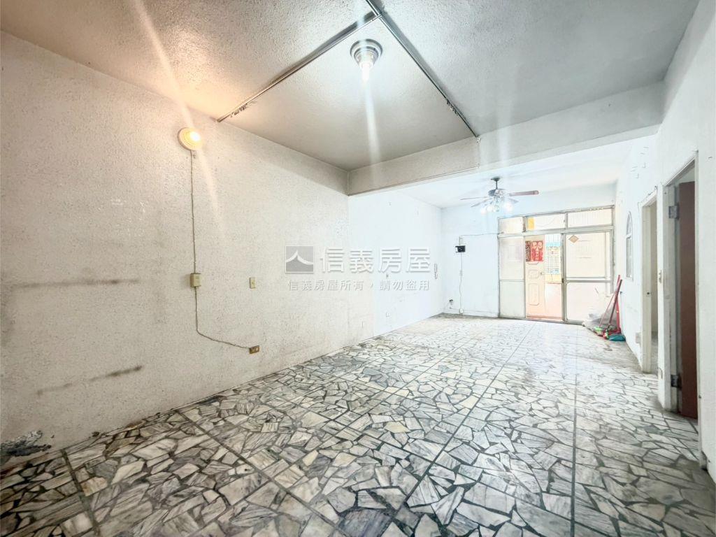 僑中採光公寓房屋室內格局與周邊環境