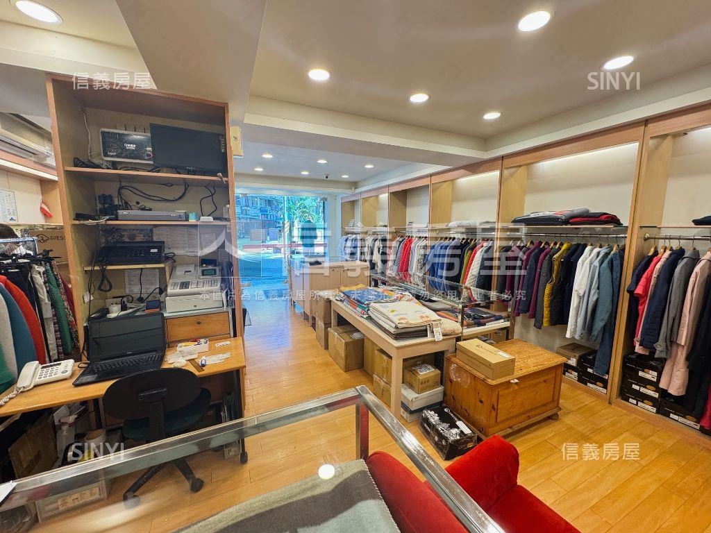 康寧國小旁燙金店面房屋室內格局與周邊環境