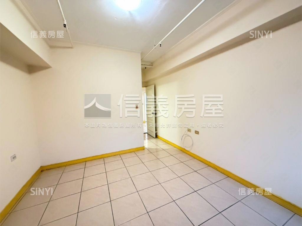 近未來捷運Ｇ１０三房車位房屋室內格局與周邊環境