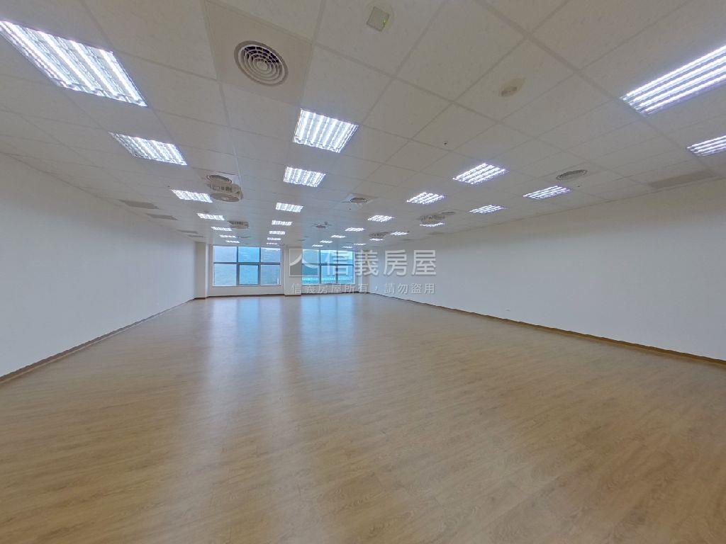 遠雄高樓景觀辦公Ｂ棟房屋室內格局與周邊環境