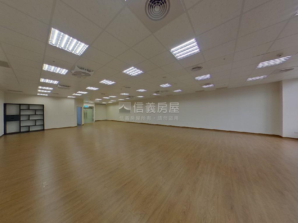 遠雄高樓景觀辦公Ｂ棟房屋室內格局與周邊環境