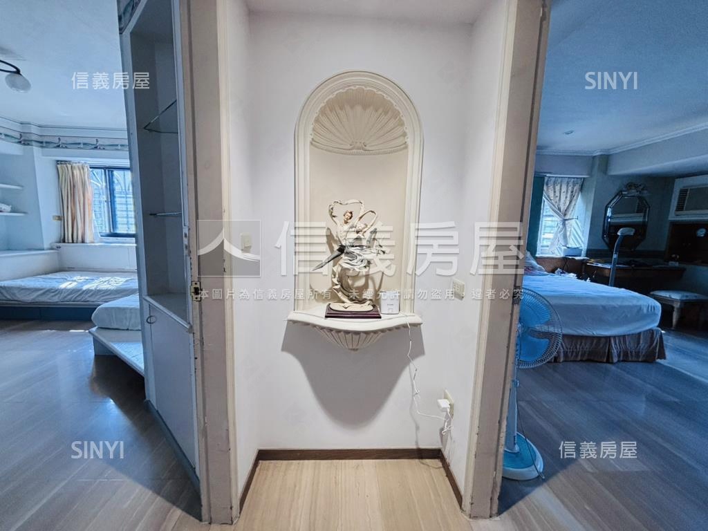 林富街。景觀四房雙平車房屋室內格局與周邊環境