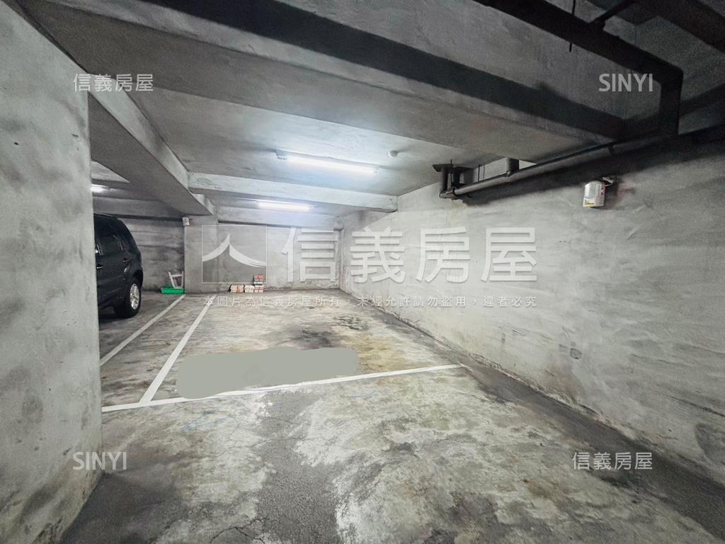 林富街。景觀四房雙平車房屋室內格局與周邊環境