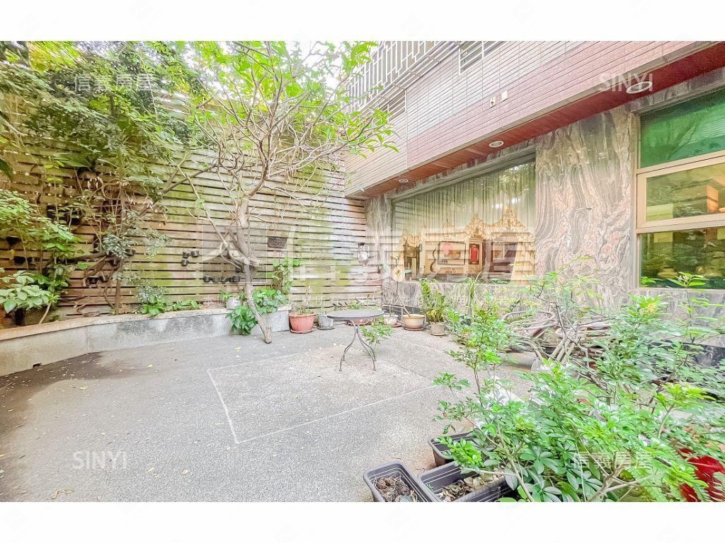 七期透天別墅讚房屋室內格局與周邊環境