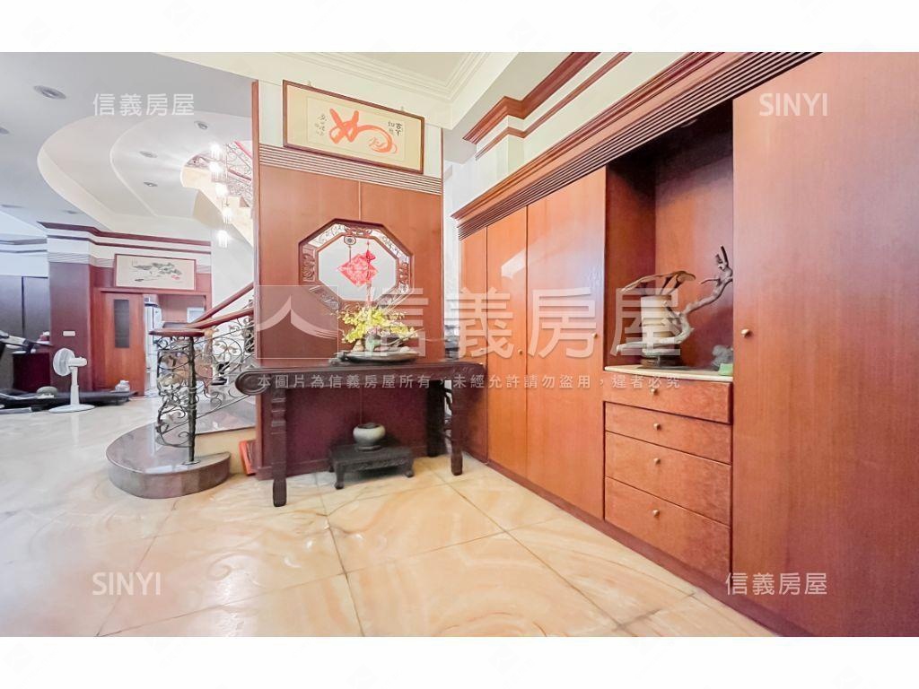 七期透天別墅讚房屋室內格局與周邊環境