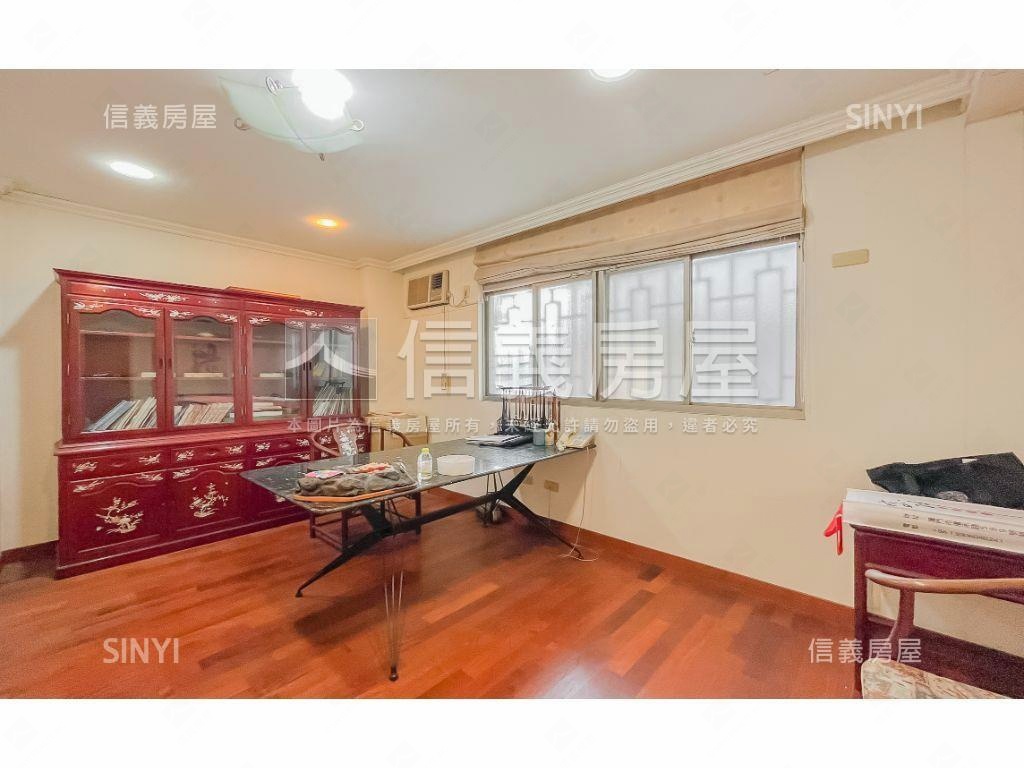 七期透天別墅讚房屋室內格局與周邊環境