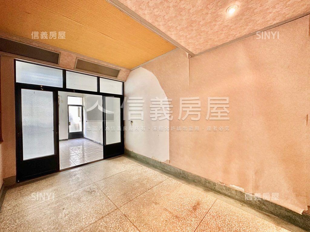 近興大附中大地坪黃金透店房屋室內格局與周邊環境