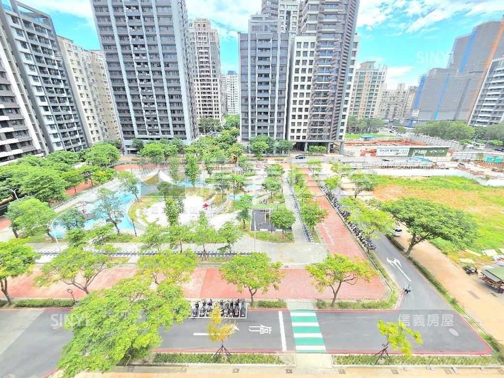 立軒天玥面公園自由設計屋房屋室內格局與周邊環境