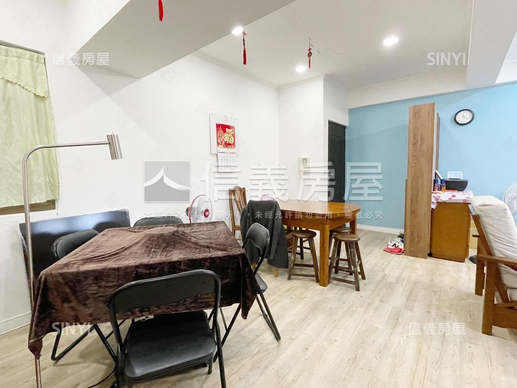 麗景大廈方正美四房房屋室內格局與周邊環境
