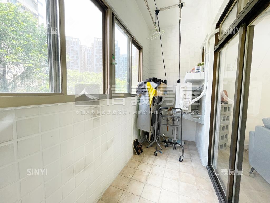 麗景大廈方正美四房房屋室內格局與周邊環境
