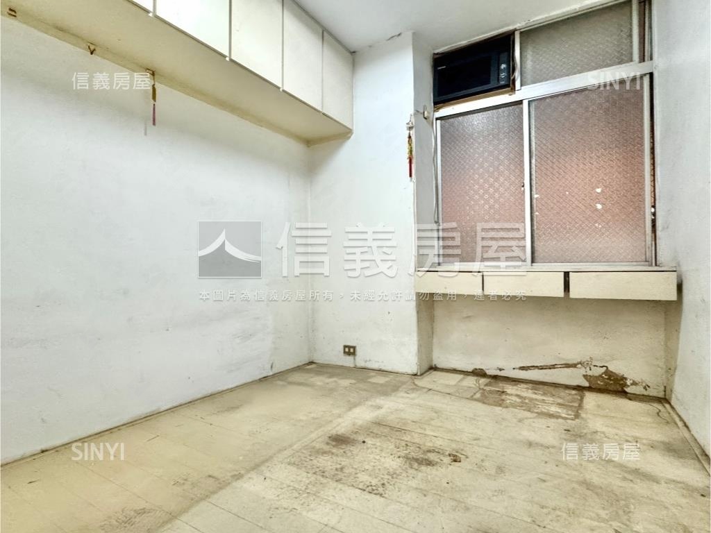 左營果貿好入手四房房屋室內格局與周邊環境