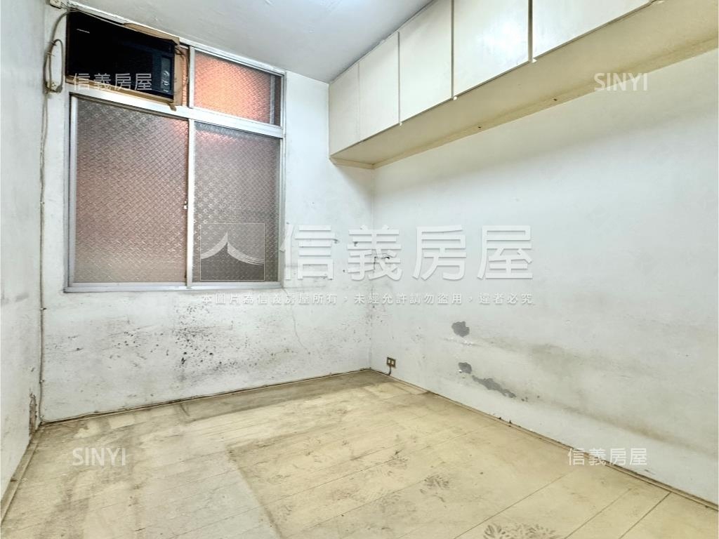 左營果貿好入手四房房屋室內格局與周邊環境