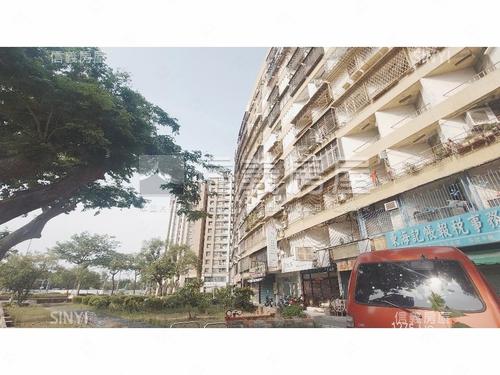 左營果貿好入手四房房屋室內格局與周邊環境