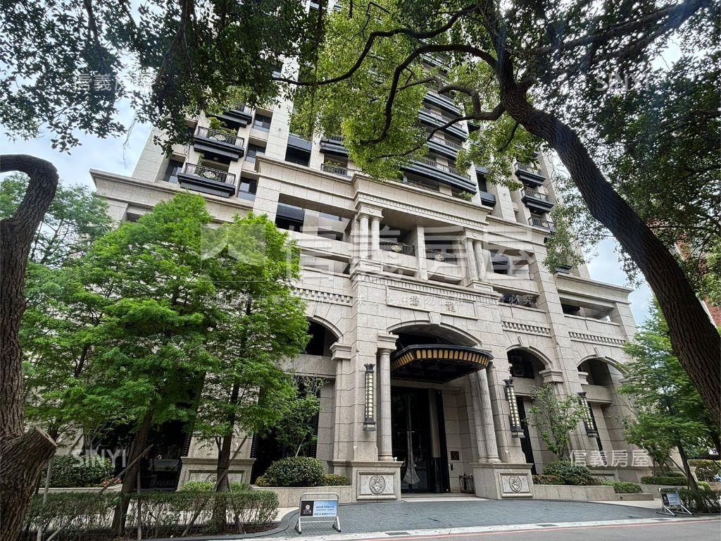 磐龍尊爵帝王戶房屋室內格局與周邊環境