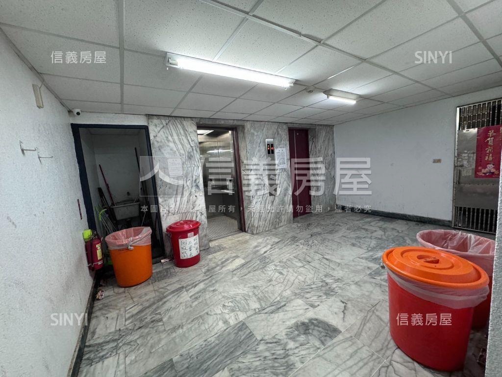 近台中公園萬代福精美套房房屋室內格局與周邊環境