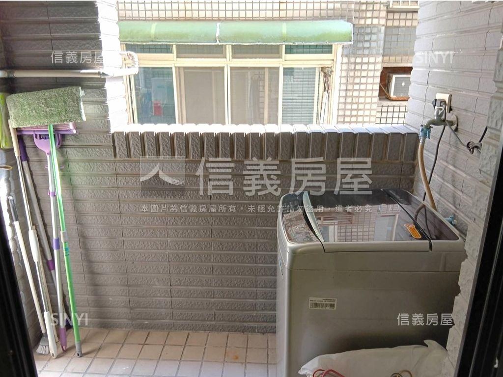 近文德站湖水裔靓兩房車位房屋室內格局與周邊環境