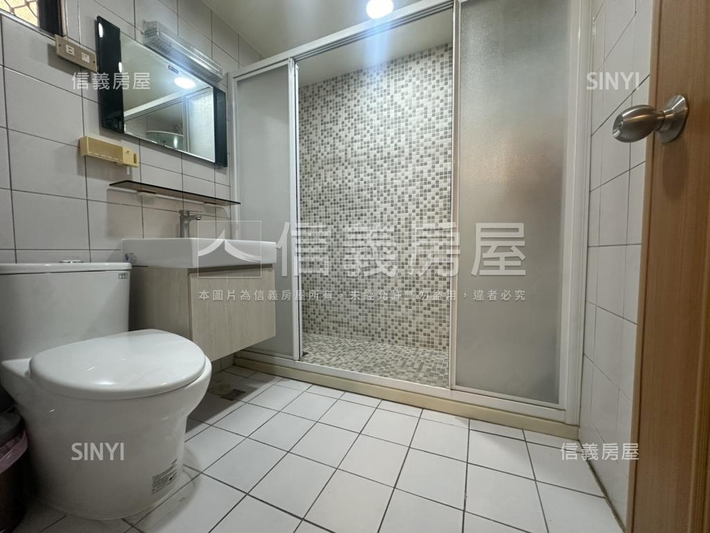 東區｜木質調庭院車墅房屋室內格局與周邊環境