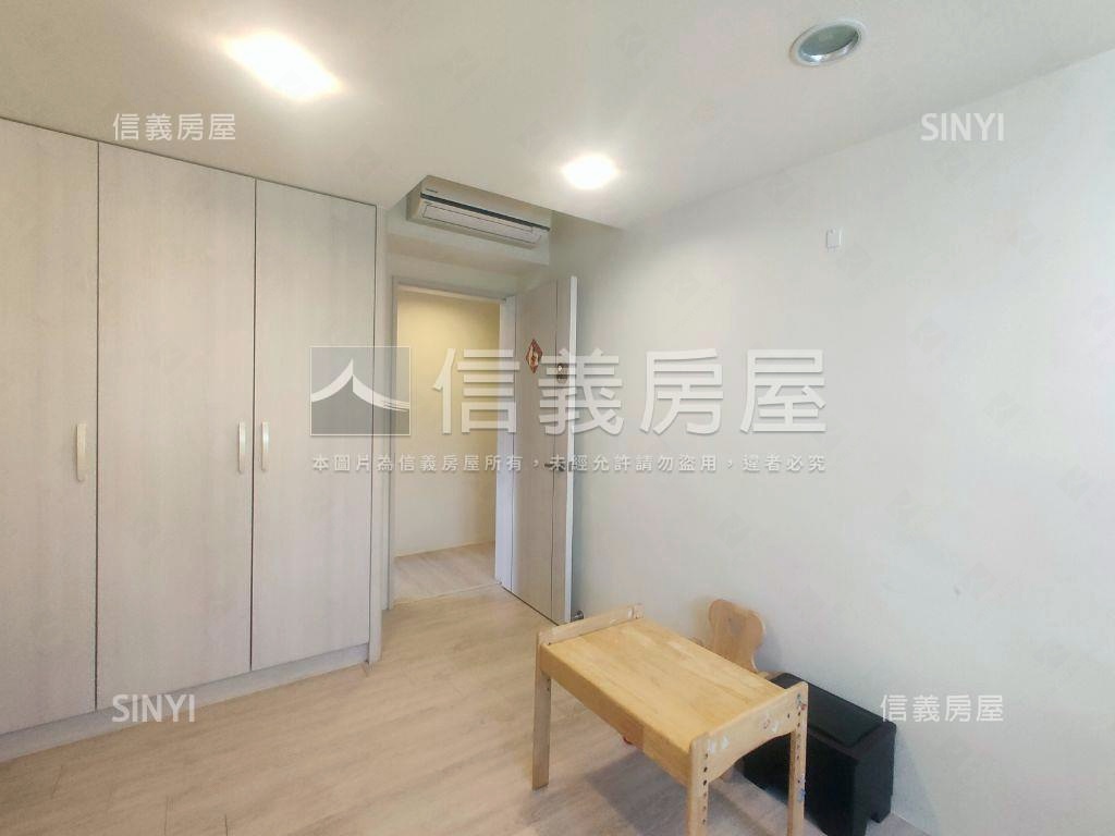 近捷運優質三房稀有釋出房屋室內格局與周邊環境
