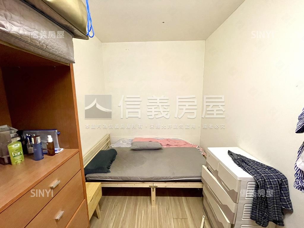 板南線府中亞東捷運美透天房屋室內格局與周邊環境
