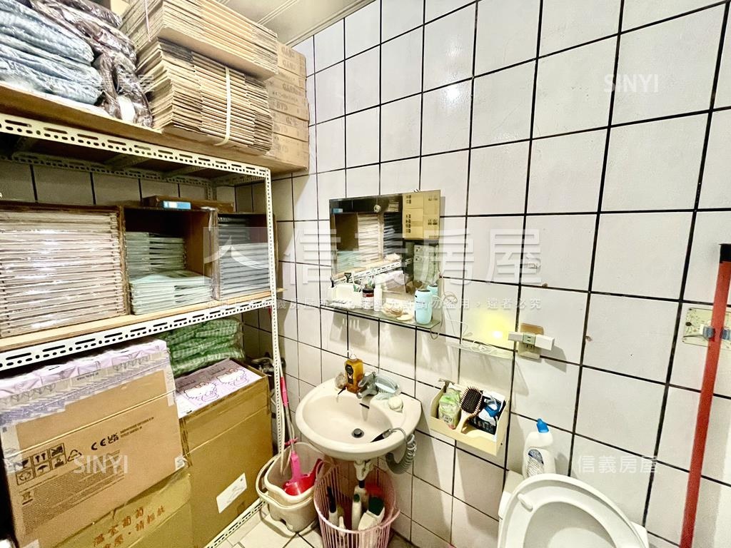 板南線府中亞東捷運美透天房屋室內格局與周邊環境