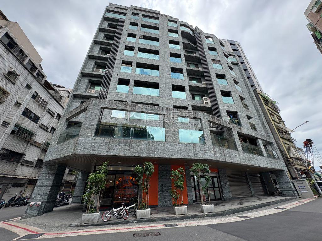 古亭新落成三角窗店面房屋室內格局與周邊環境