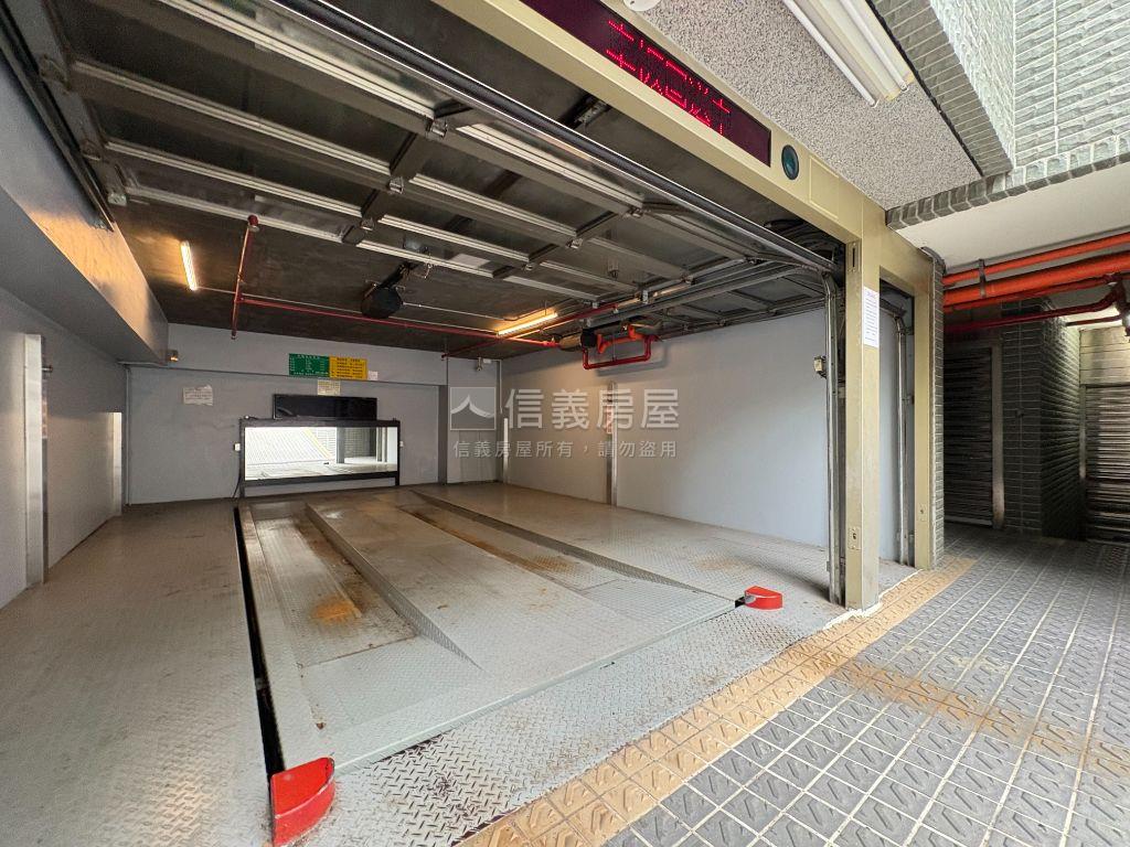 古亭新落成三角窗店面房屋室內格局與周邊環境