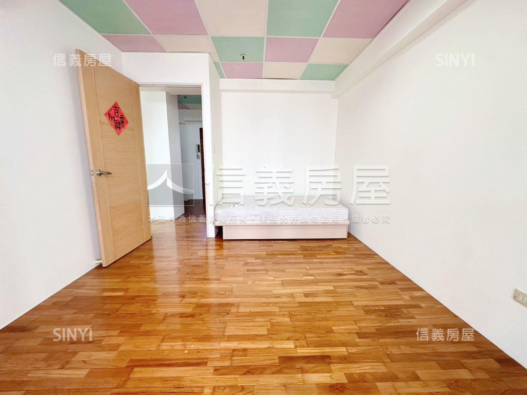 逢甲摩登歐洲稀有美屋房屋室內格局與周邊環境