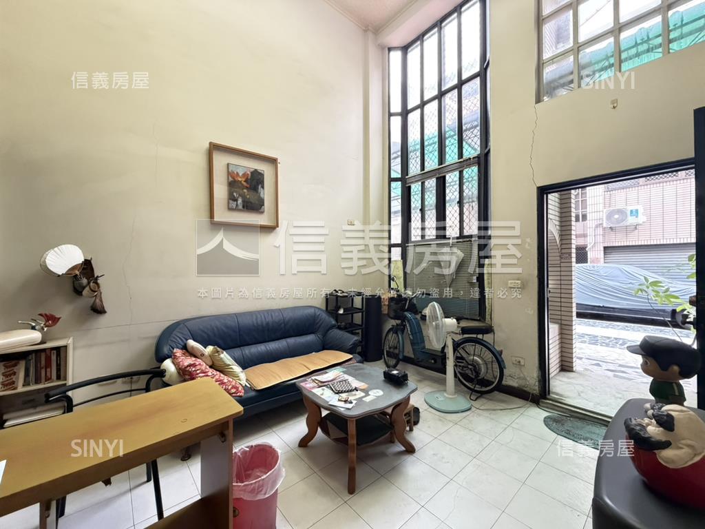 成大｜ＲＣ書香美透天房屋室內格局與周邊環境