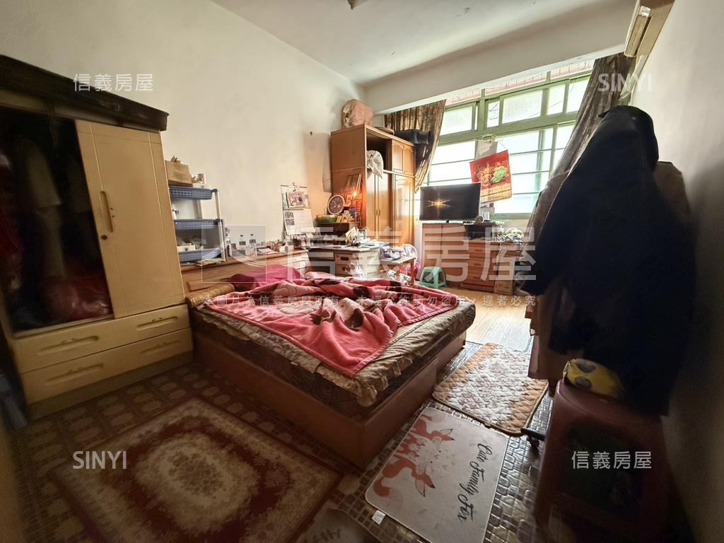 凱旋三路活巷挑高美透房屋室內格局與周邊環境