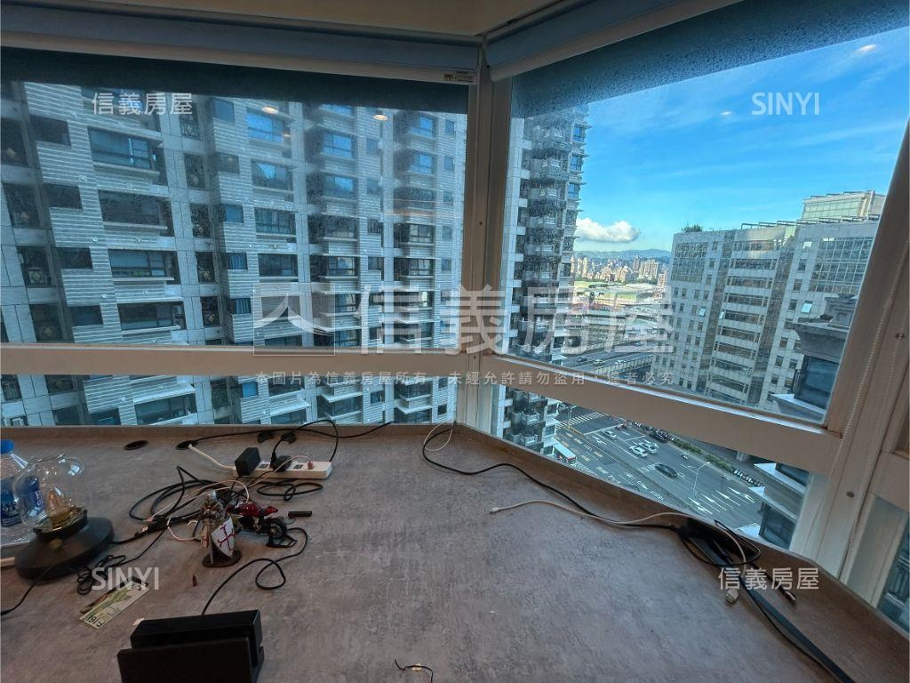 園上園鋼骨美三房房屋室內格局與周邊環境