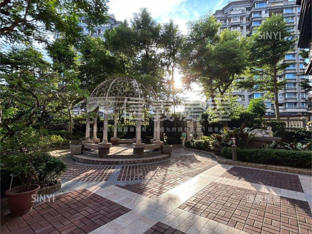 園上園鋼骨美三房房屋室內格局與周邊環境
