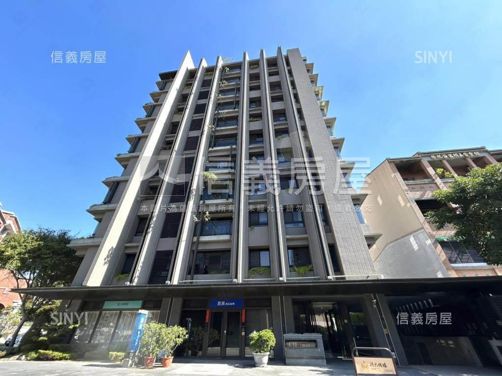 八期豐樂公園｜三房兩平車房屋室內格局與周邊環境
