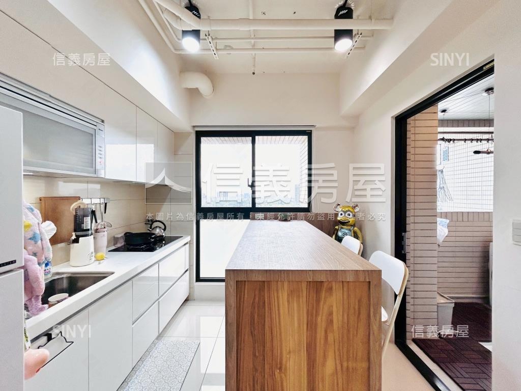 近高鐵寶徠花園兩房車位房屋室內格局與周邊環境