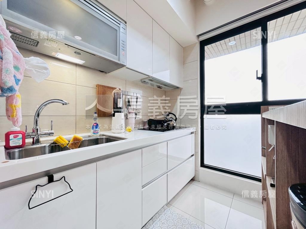 近高鐵寶徠花園兩房車位房屋室內格局與周邊環境