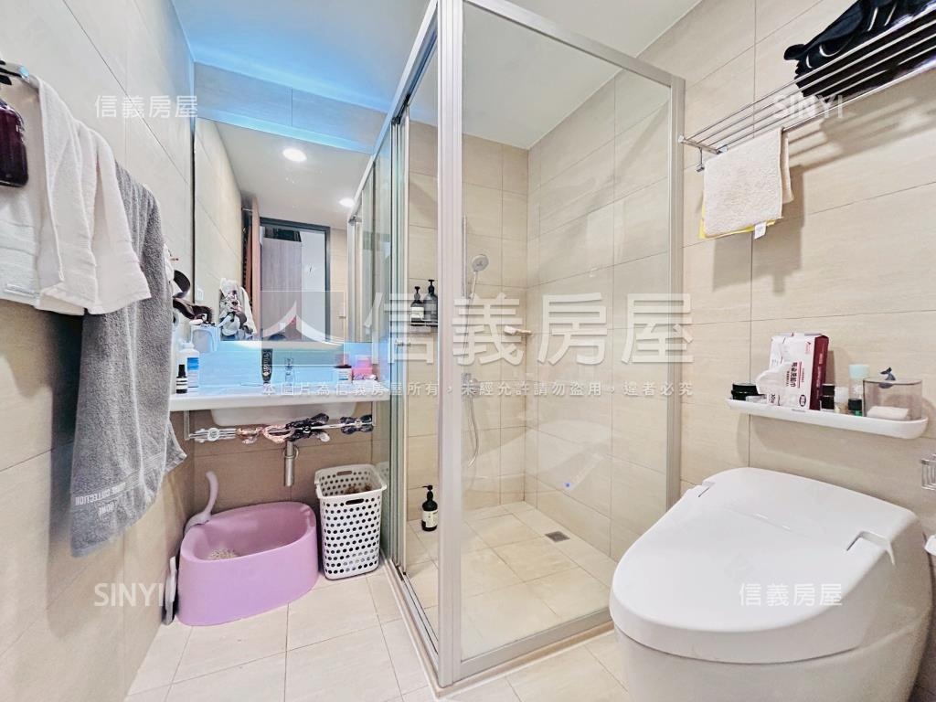 近高鐵寶徠花園兩房車位房屋室內格局與周邊環境