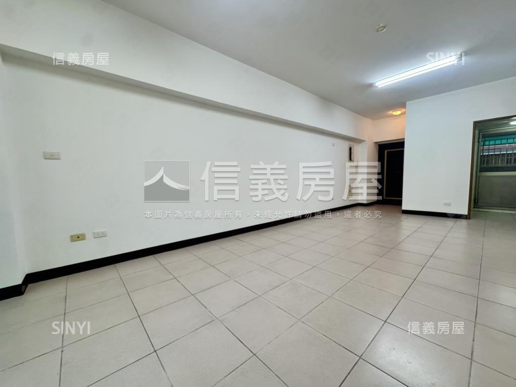 大道新城三房平車房屋室內格局與周邊環境